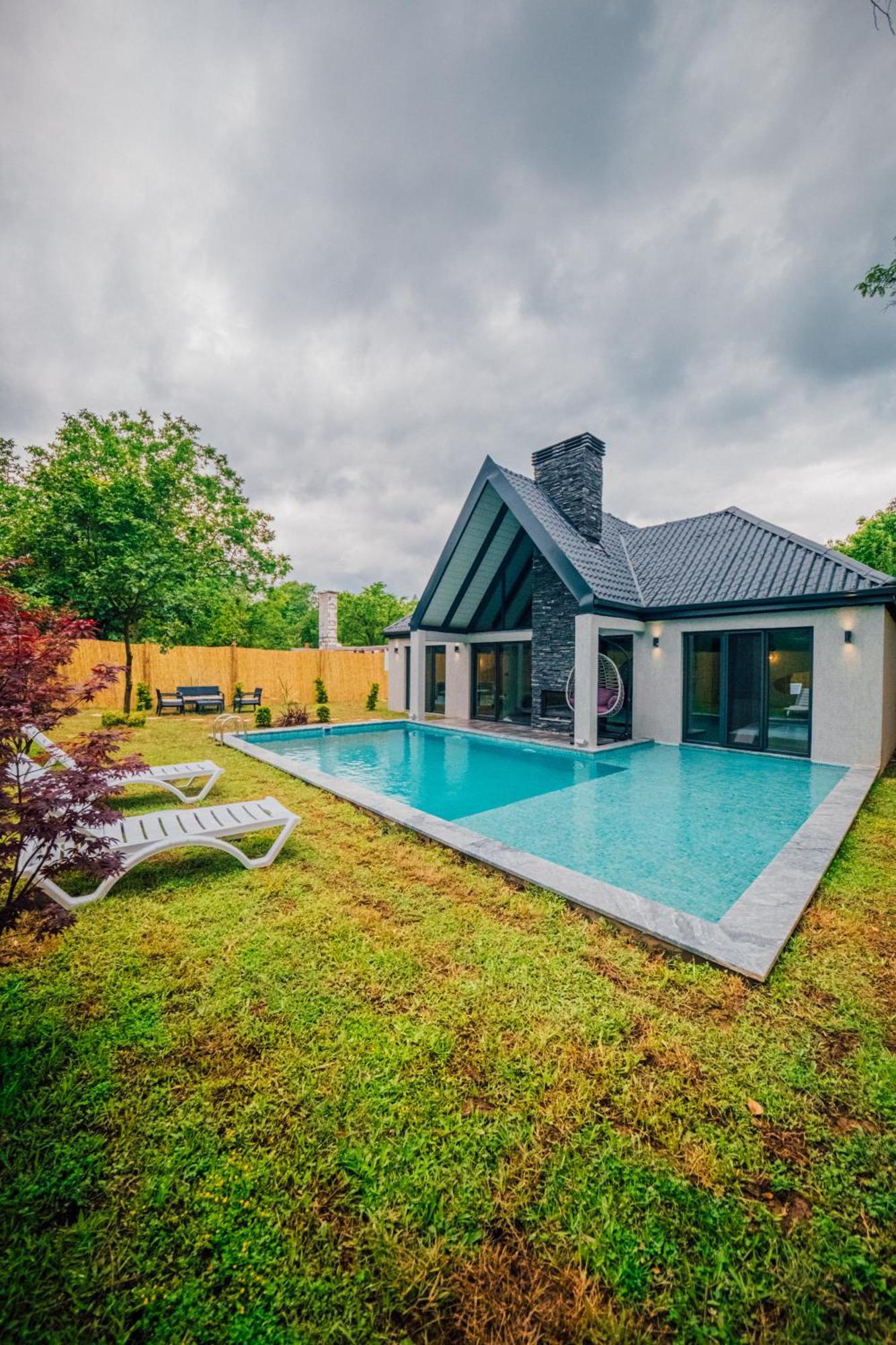 Moonsa Boutique Villas Sapanca Exteriör bild